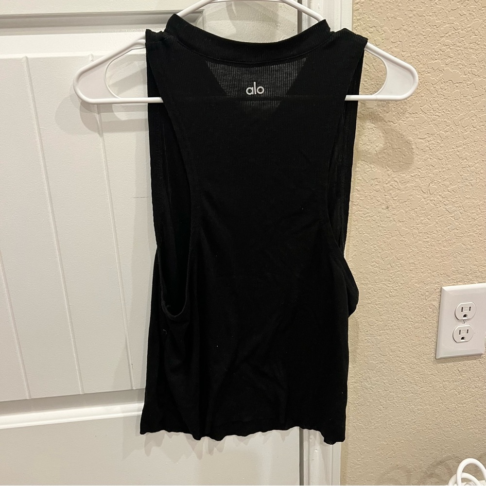 Alo Yoga Muscle Tank